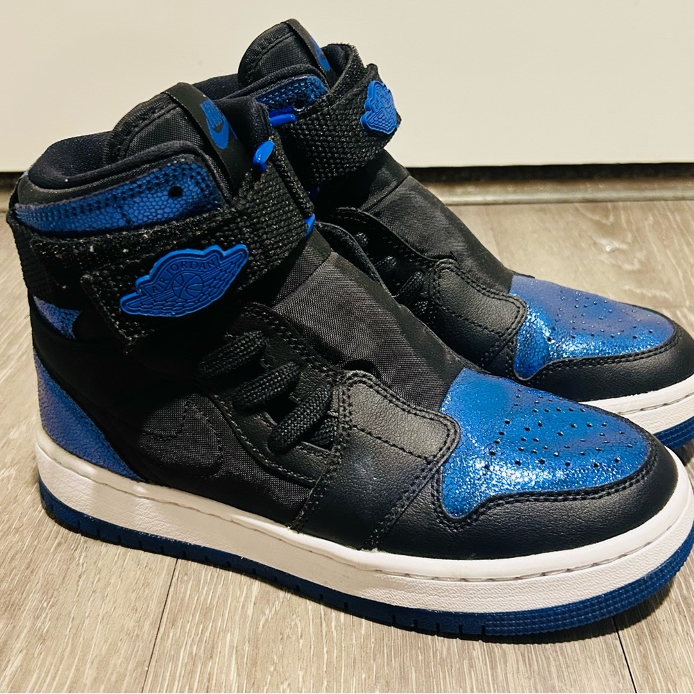 Nike Jordans Royal Blue, no lace, Velcro size 5.5 women’s